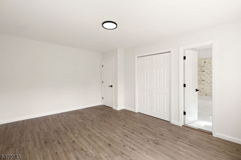 Empty room, Interior, Marble Walls, Wood Texture Flooring