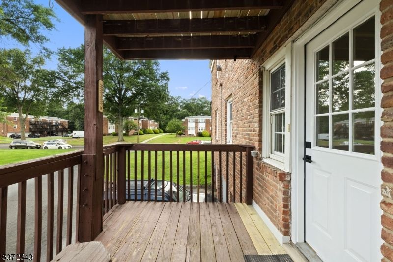 Exterior, Wood Texture Flooring