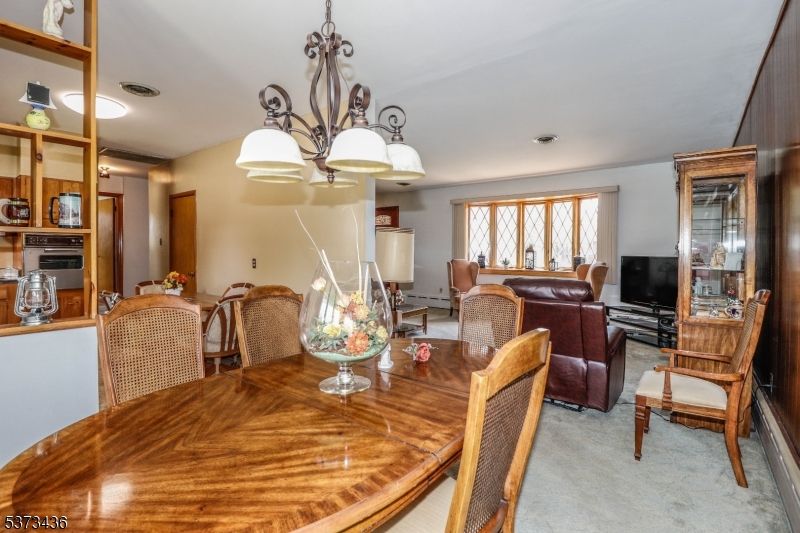 Chandelier, Dining room, Interior, Living room