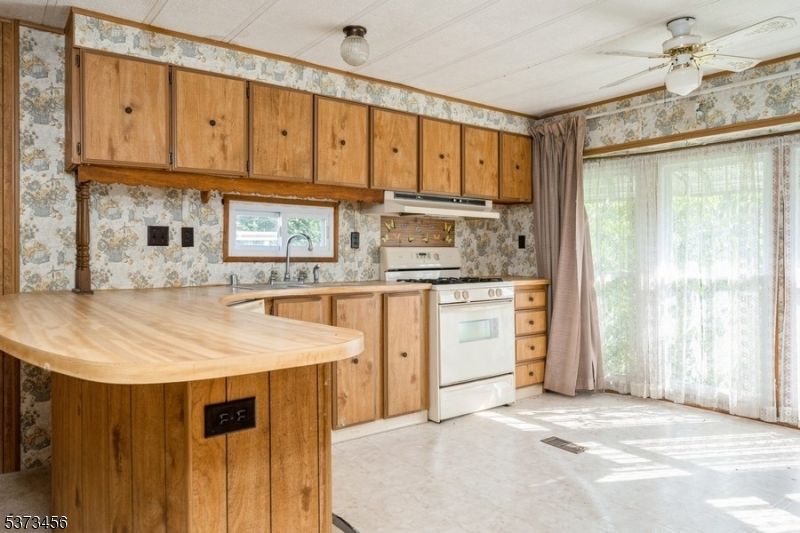 Interior, Kitchen