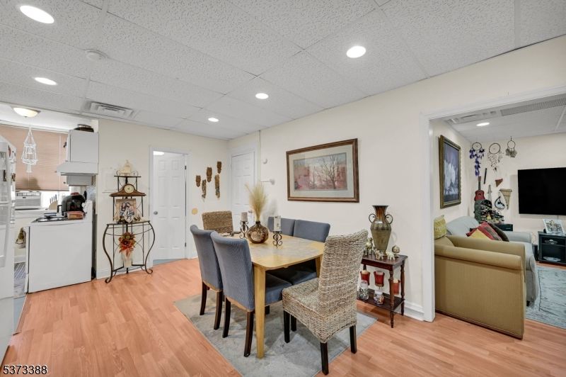 Dining room, Interior, Kitchen, Living room, Recessed Lighting, Wood Texture Flooring