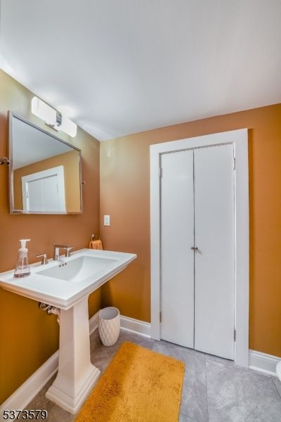 Bathroom, Interior