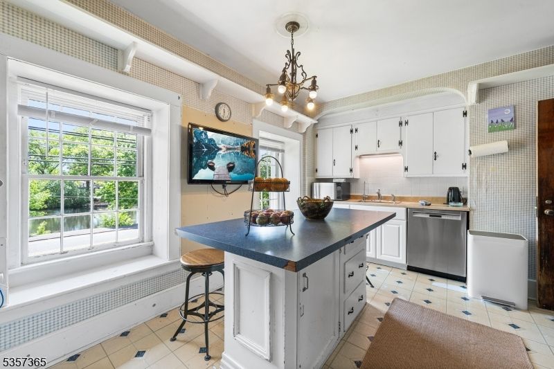Chandelier, Interior, Kitchen, Stainless Steel Appliances