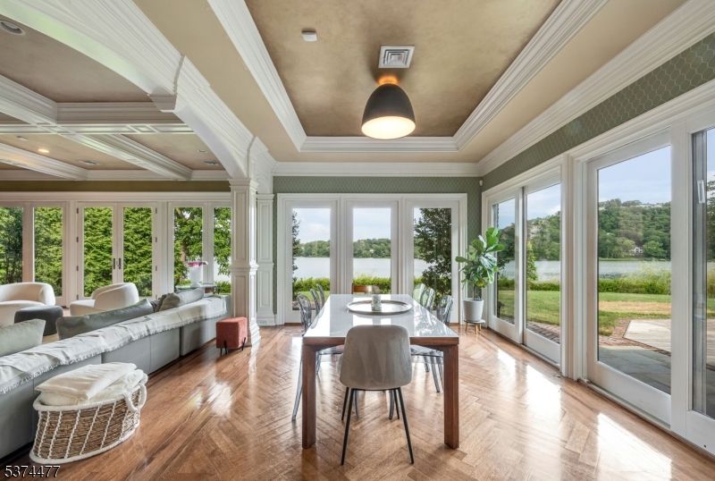 Dining room, Interior, Living room, Recessed Lighting, Wood Texture Flooring