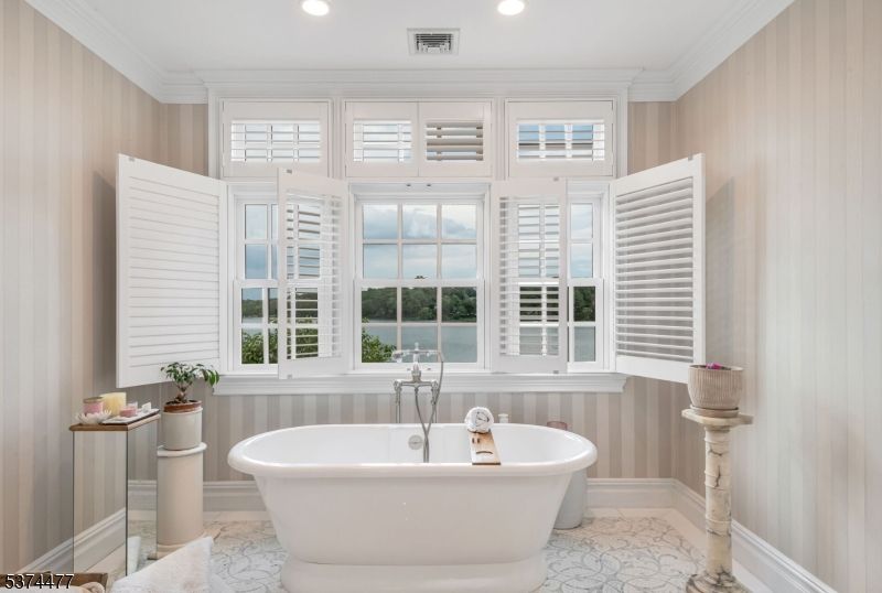 Bathroom, Free Standing Baths, Interior, Marble, Recessed Lighting