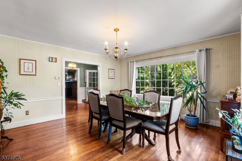 Chandelier, Dining room, Interior, Wood Texture Flooring