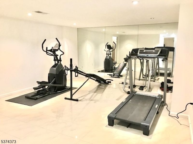 Fitness Equipment, Interior, Recessed Lighting