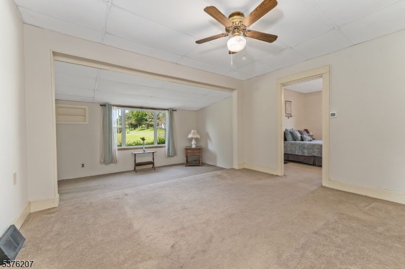 Bedroom, Empty room, Interior