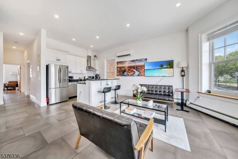 Interior, Kitchen, Living room, Recessed Lighting, Stainless Steel Appliances