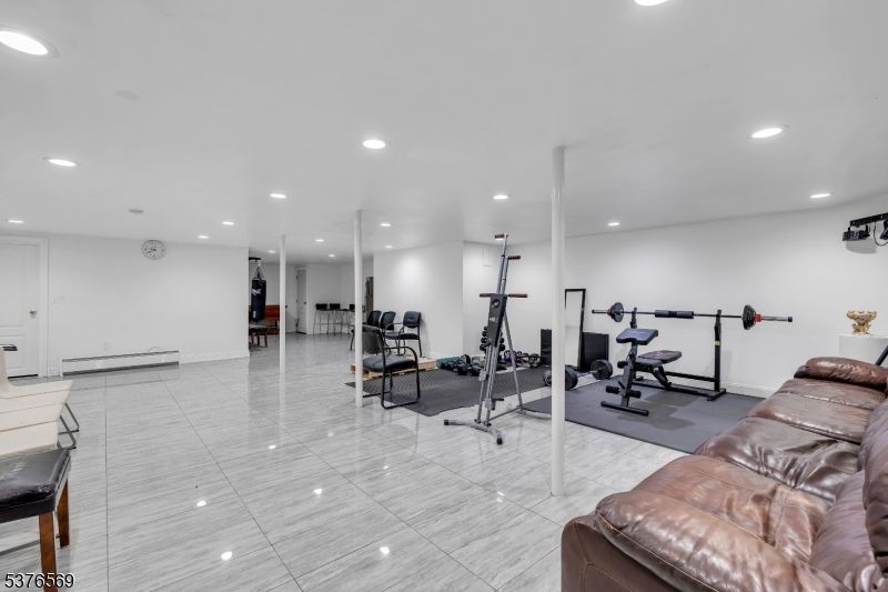 Fitness Equipment, Interior, Recessed Lighting