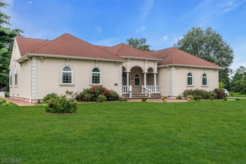 Backyard, Exterior, Facade, Mediterranean