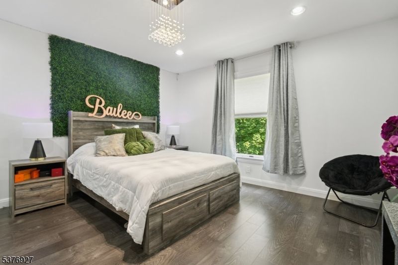 Bedroom, Interior, Pendant Lights, Recessed Lighting, Wood Texture Flooring