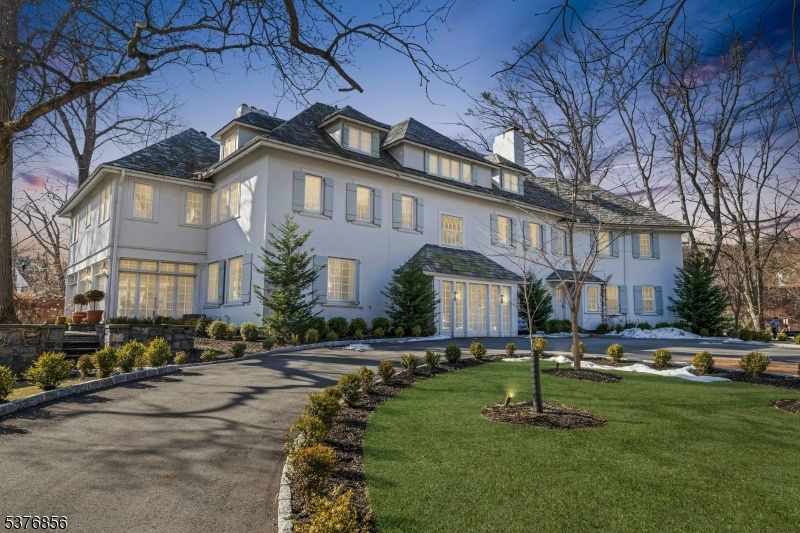 Exterior, Facade, French Provincial