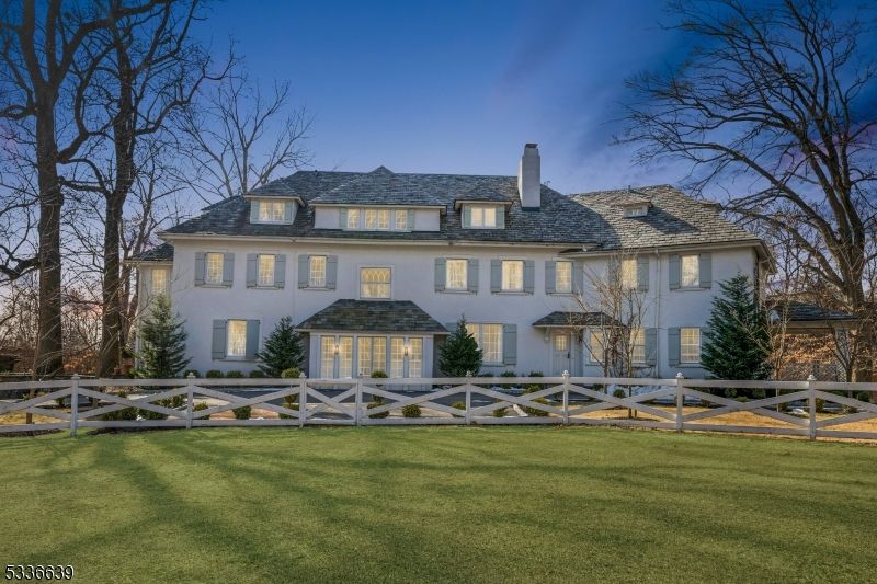 Backyard, Exterior, Facade, French Provincial