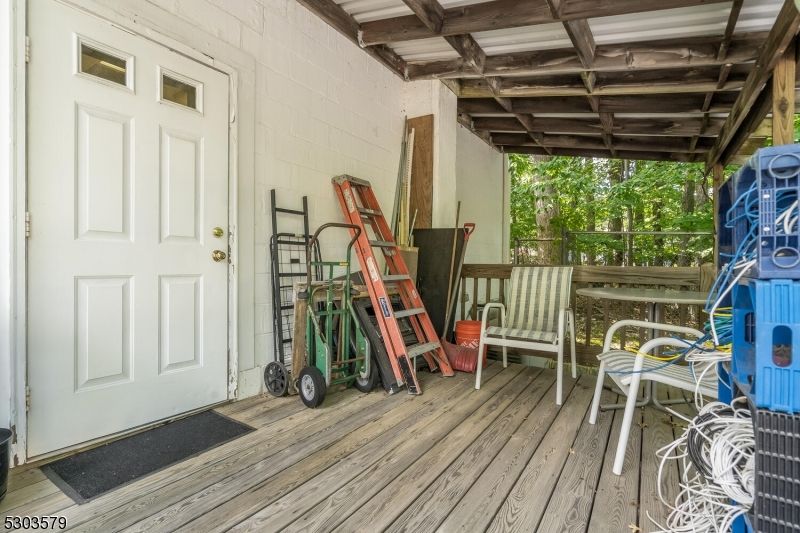 Exterior, Wood Texture Flooring