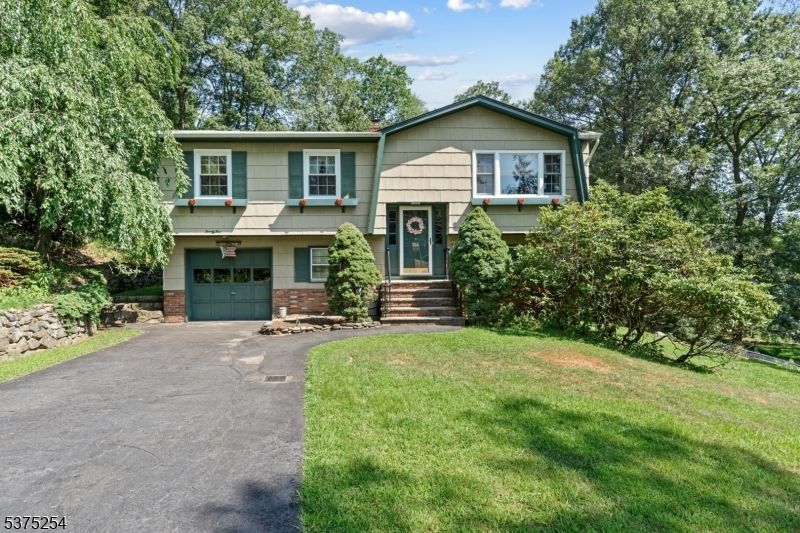 Attached, Backyard, Exterior, Facade, Raised Ranch