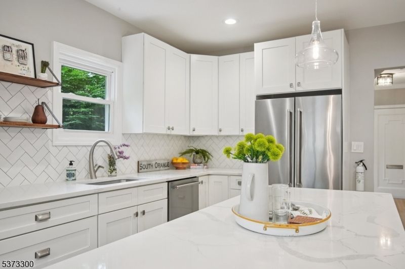 Interior, Kitchen, Pendant Lights, Recessed Lighting, Stainless Steel Appliances