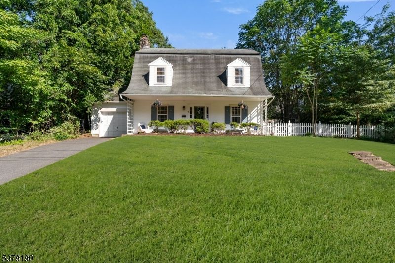 Attached, Backyard, Exterior, Facade, Cape Cod