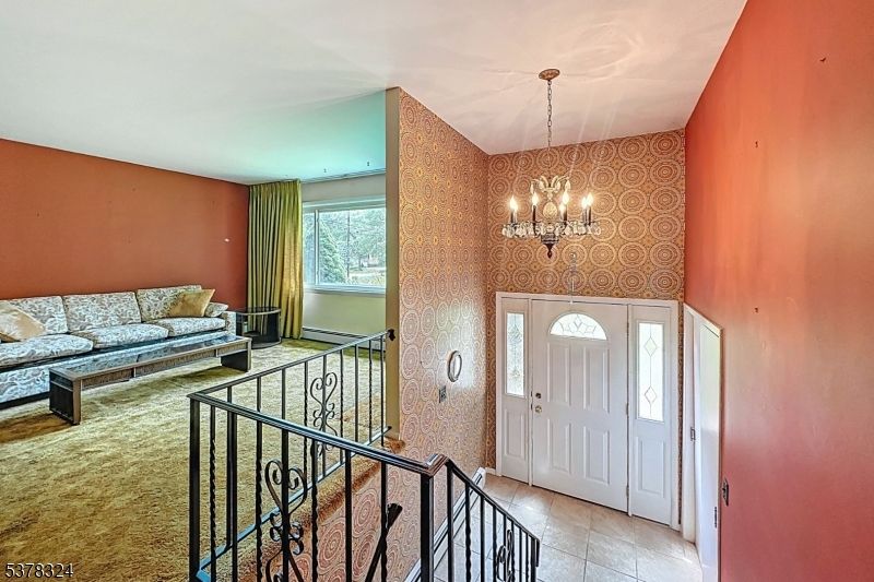 Chandelier, Interior, Living room