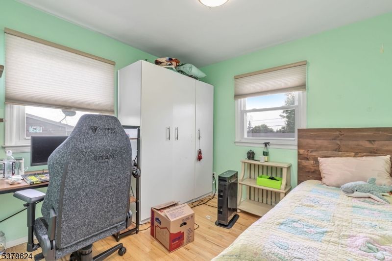 Bedroom, Home Office, Interior, Wood Texture Flooring
