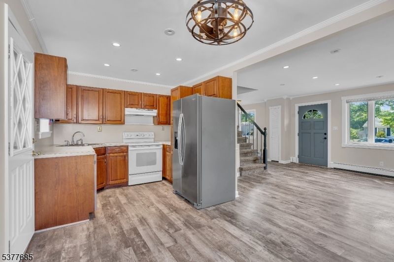 Chandelier, Interior, Kitchen, Recessed Lighting, Wood Texture Flooring
