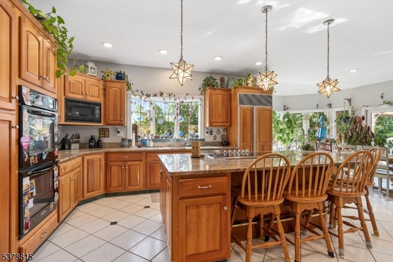Interior, Kitchen, Pendant Lights, Recessed Lighting