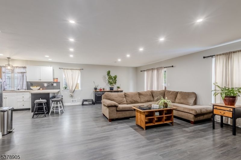 Interior, Kitchen, Living room, Recessed Lighting, Wood Texture Flooring