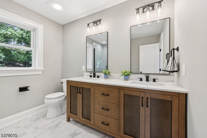 Bathroom, Dual Sink Vanities, Interior, Marble