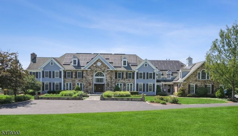 Backyard, Exterior, Facade, French Provincial