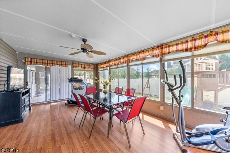 Dining room, Interior, Sun Room, Wood Texture Flooring