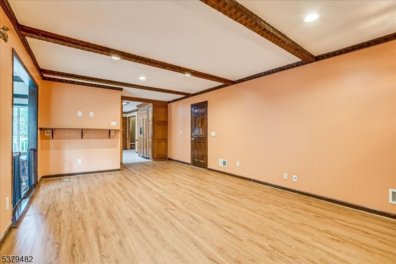 Empty room, Interior, Recessed Lighting, Wooden Beams, Wood Texture Flooring