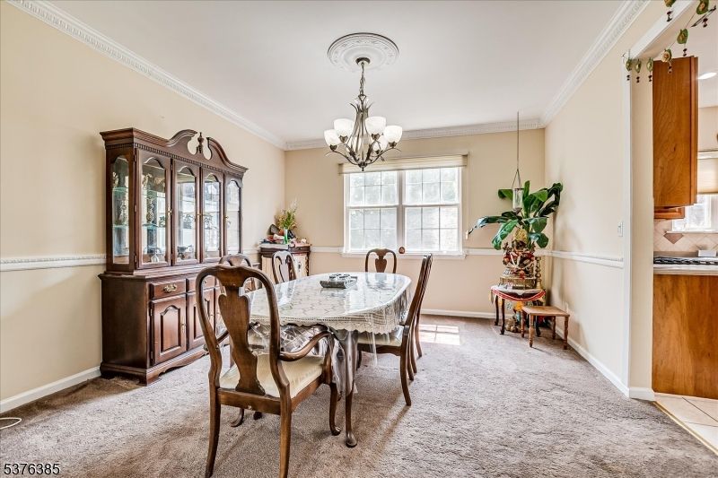 Chandelier, Dining room, Interior