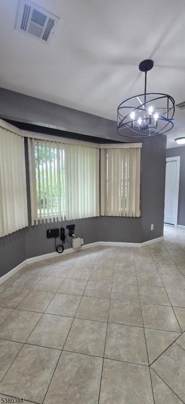 Chandelier, Interior