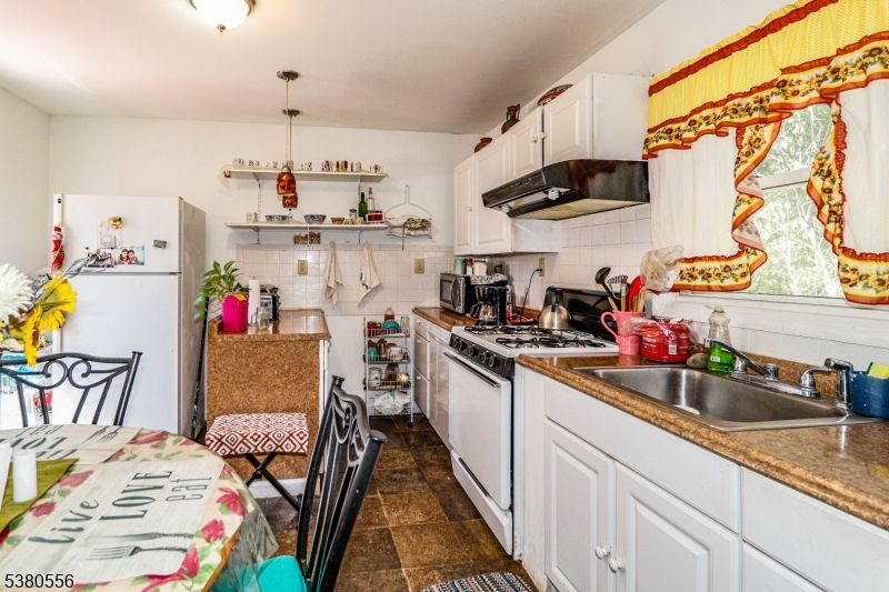 Interior, Kitchen, Pendant Lights