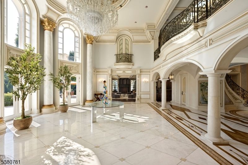 Chandelier, Interior, Recessed Lighting