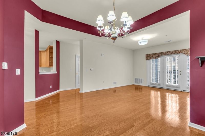Chandelier, Empty room, Interior, Wood Texture Flooring
