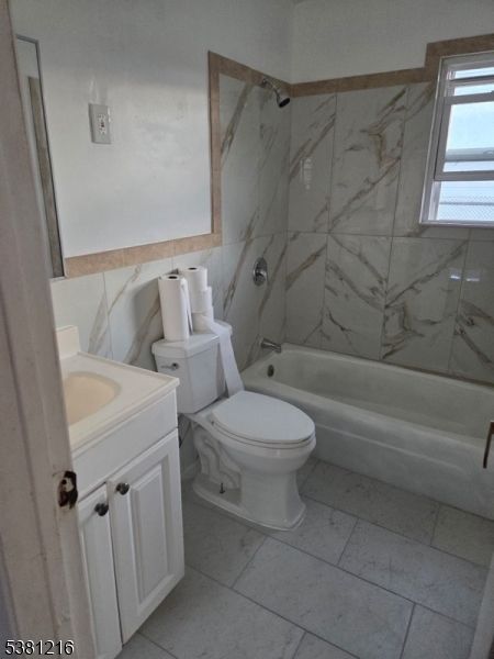 Bathroom, Interior, Marble Walls
