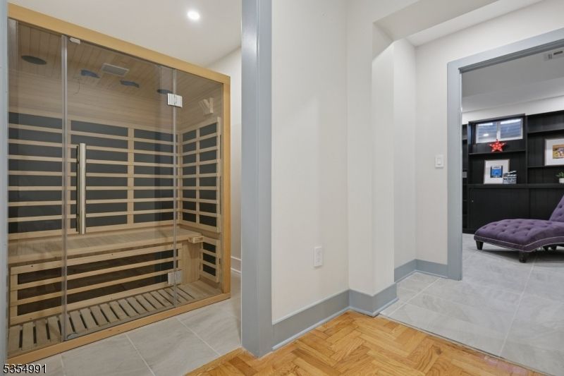 Interior, Recessed Lighting, Sauna Room