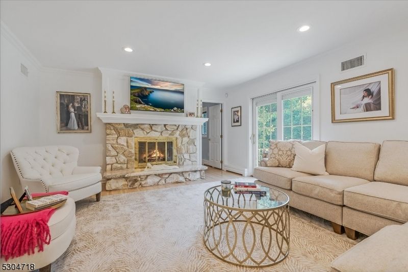 Fireplace, Interior, Living room, Recessed Lighting