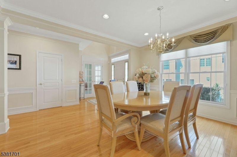 Chandelier, Dining room, Interior, Recessed Lighting, Wood Texture Flooring