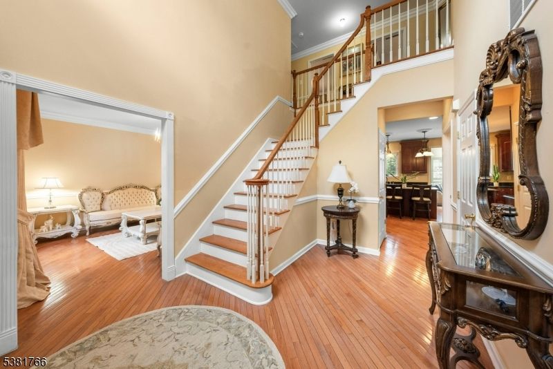Interior, Pendant Lights, Recessed Lighting, Wood Texture Flooring