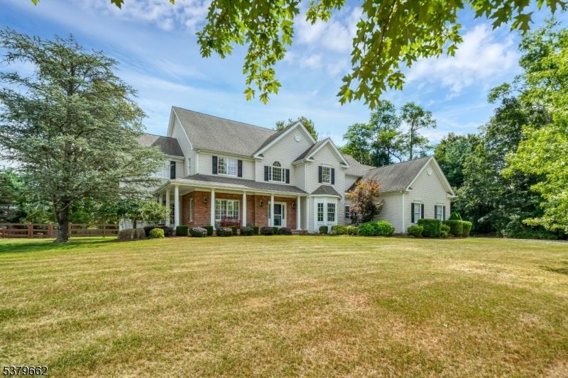 Backyard, Exterior, Facade, Brick Facade, Farmhouse