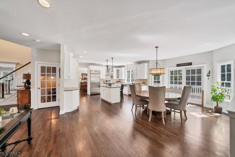 Dining room, Interior, Kitchen, Pendant Lights, Recessed Lighting, Wood Texture Flooring
