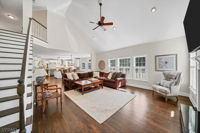 Dining room, Interior, Living room, Pendant Lights, Recessed Lighting, Wood Texture Flooring