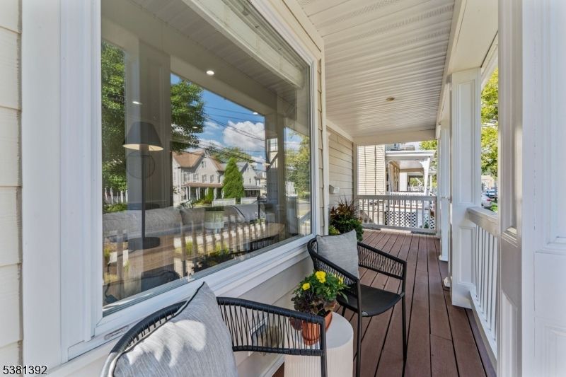 Exterior, Wood Texture Flooring