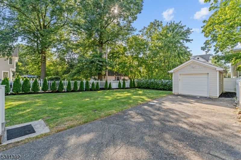 Backyard, Detached Garage, Exterior