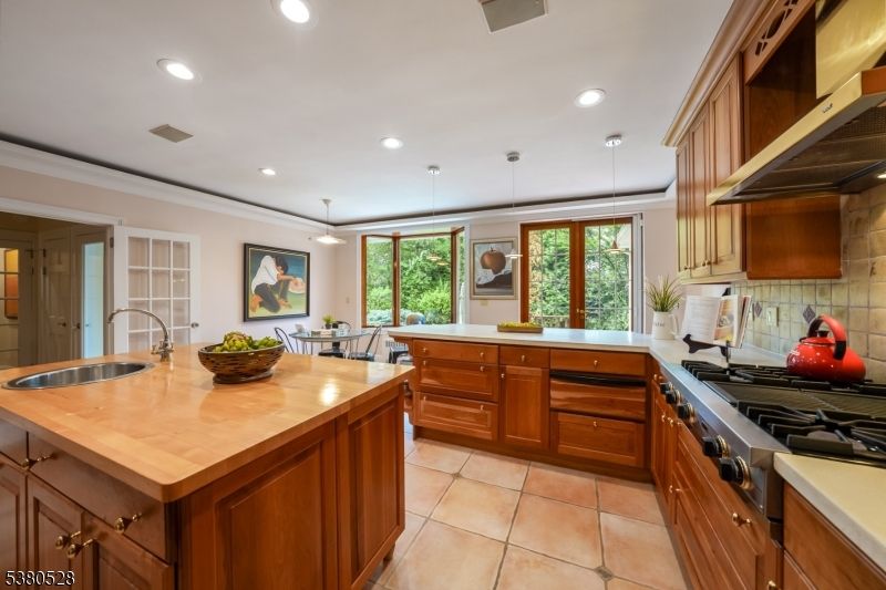 Interior, Kitchen, Pendant Lights, Recessed Lighting