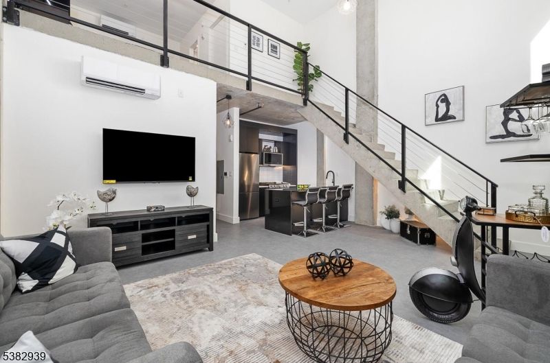 Interior, Kitchen, Living room, Stainless Steel Appliances