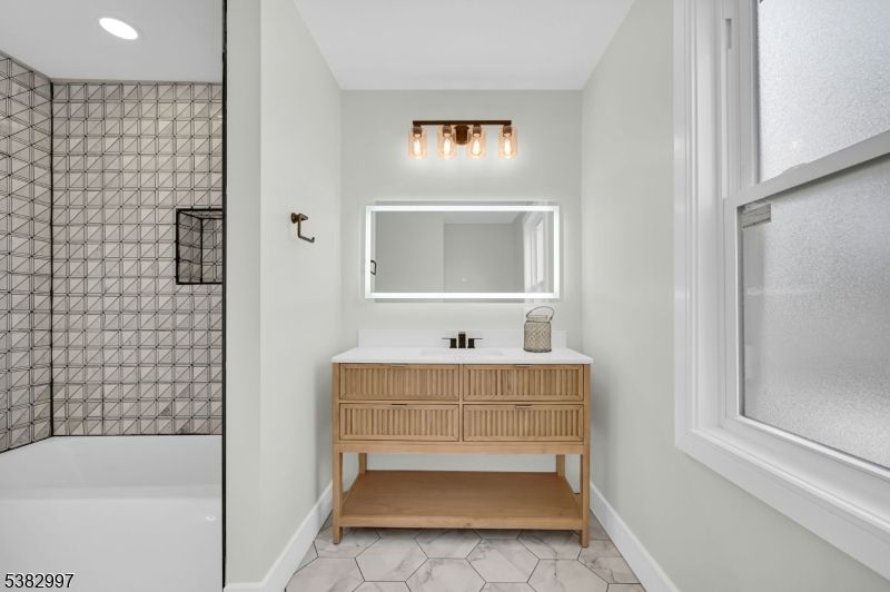 Bathroom, Interior, Marble, Recessed Lighting