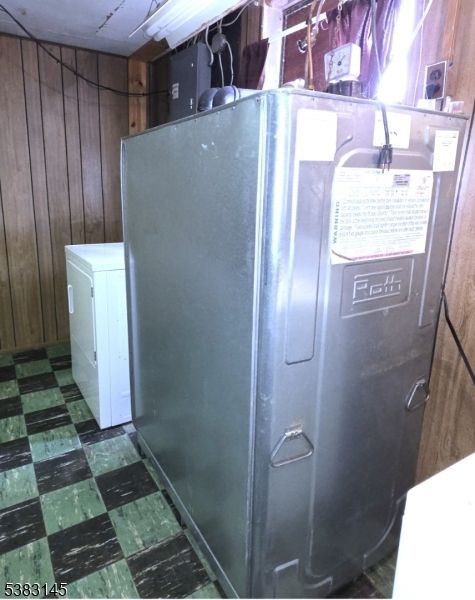Interior, Washer, Wooden Walls
